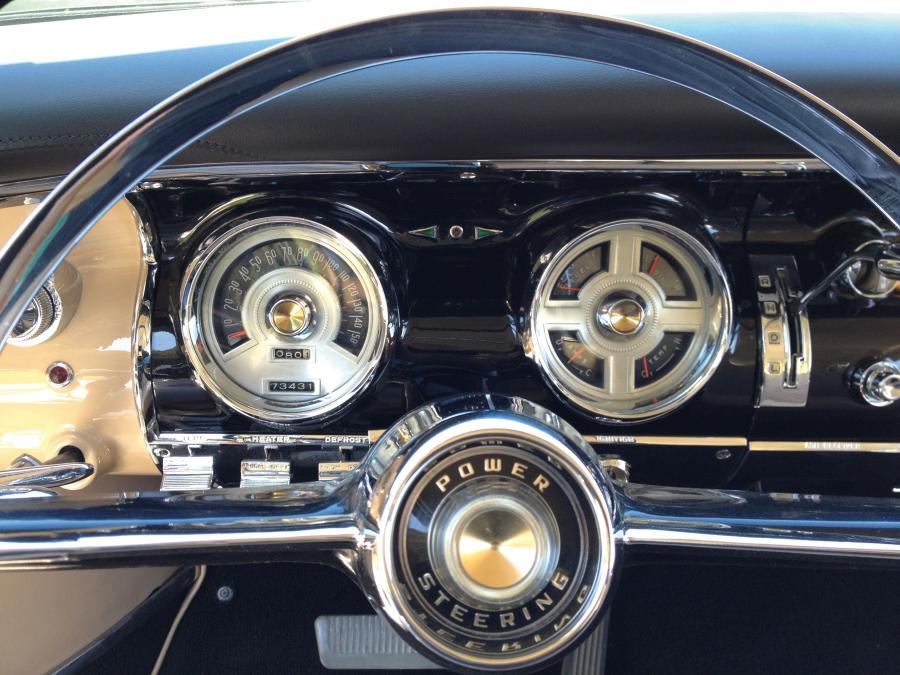 Панель приборов Chrysler C-300 1955 года  (фото 45 из 98)
